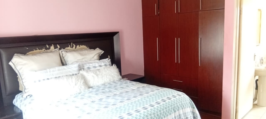 3 Bedroom Property for Sale in Pinehaven Free State